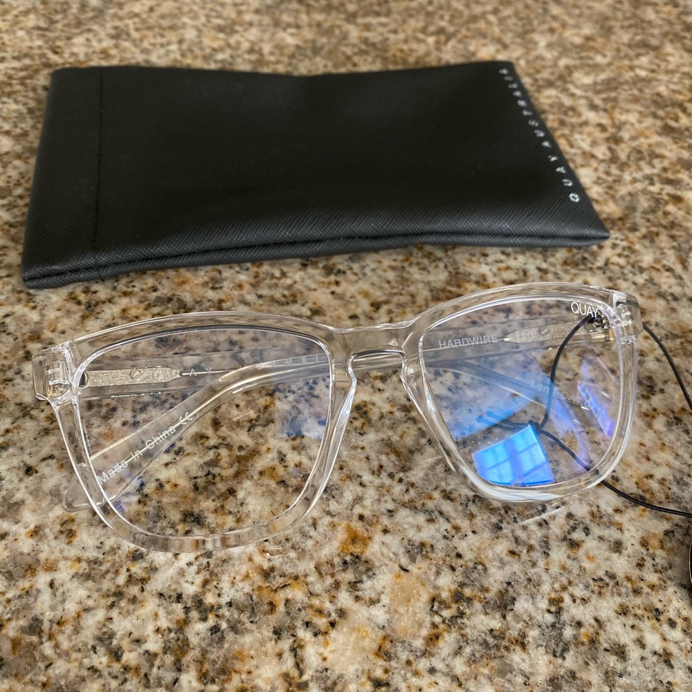 QUAY Hardwire Blue Light Glasses